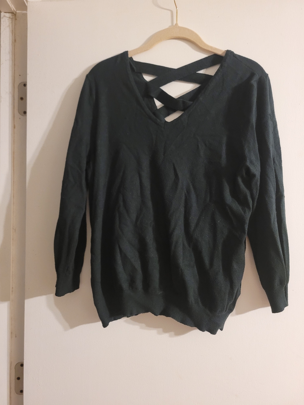 Women's Forest Green Crisscross V-Neck Sweater